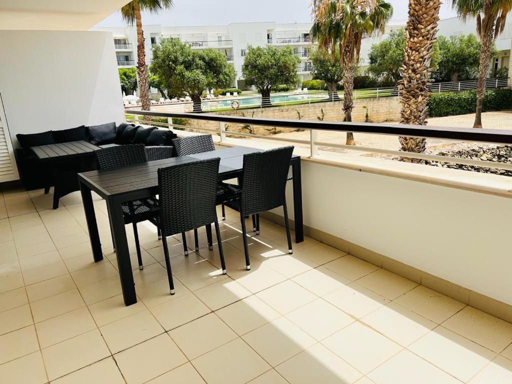 Lucky Star Marina Apartment, With Pool Lagos Bagian luar foto