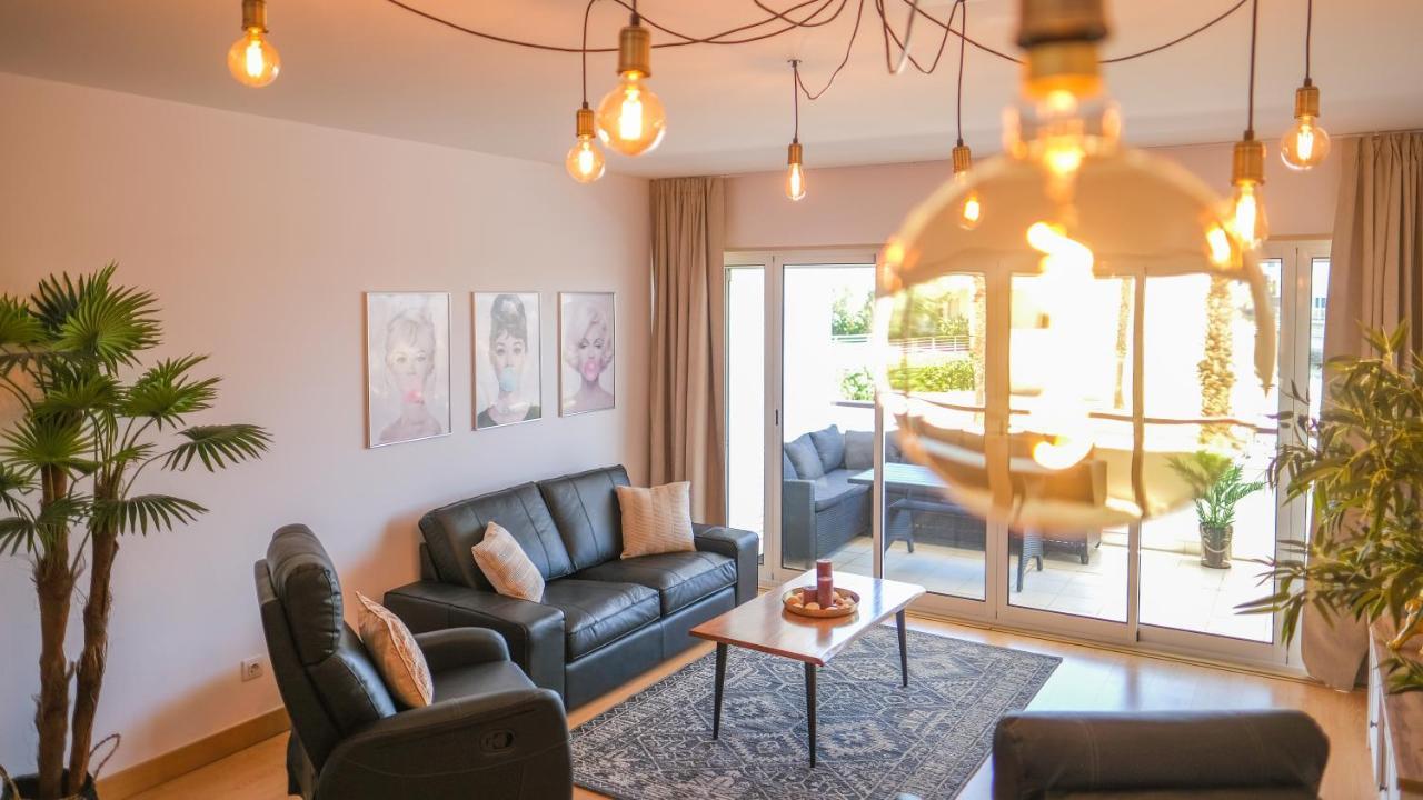 Lucky Star Marina Apartment, With Pool Lagos Bagian luar foto