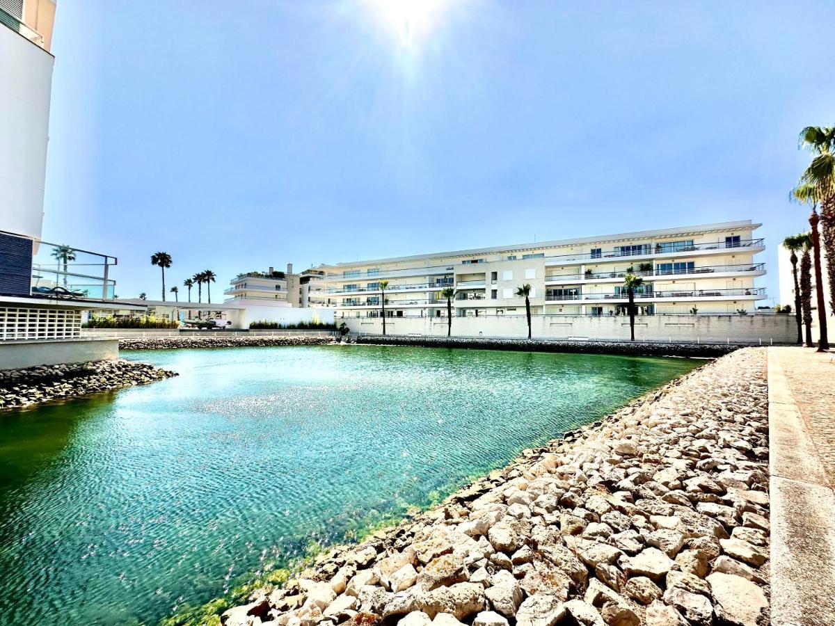 Lucky Star Marina Apartment, With Pool Lagos Bagian luar foto